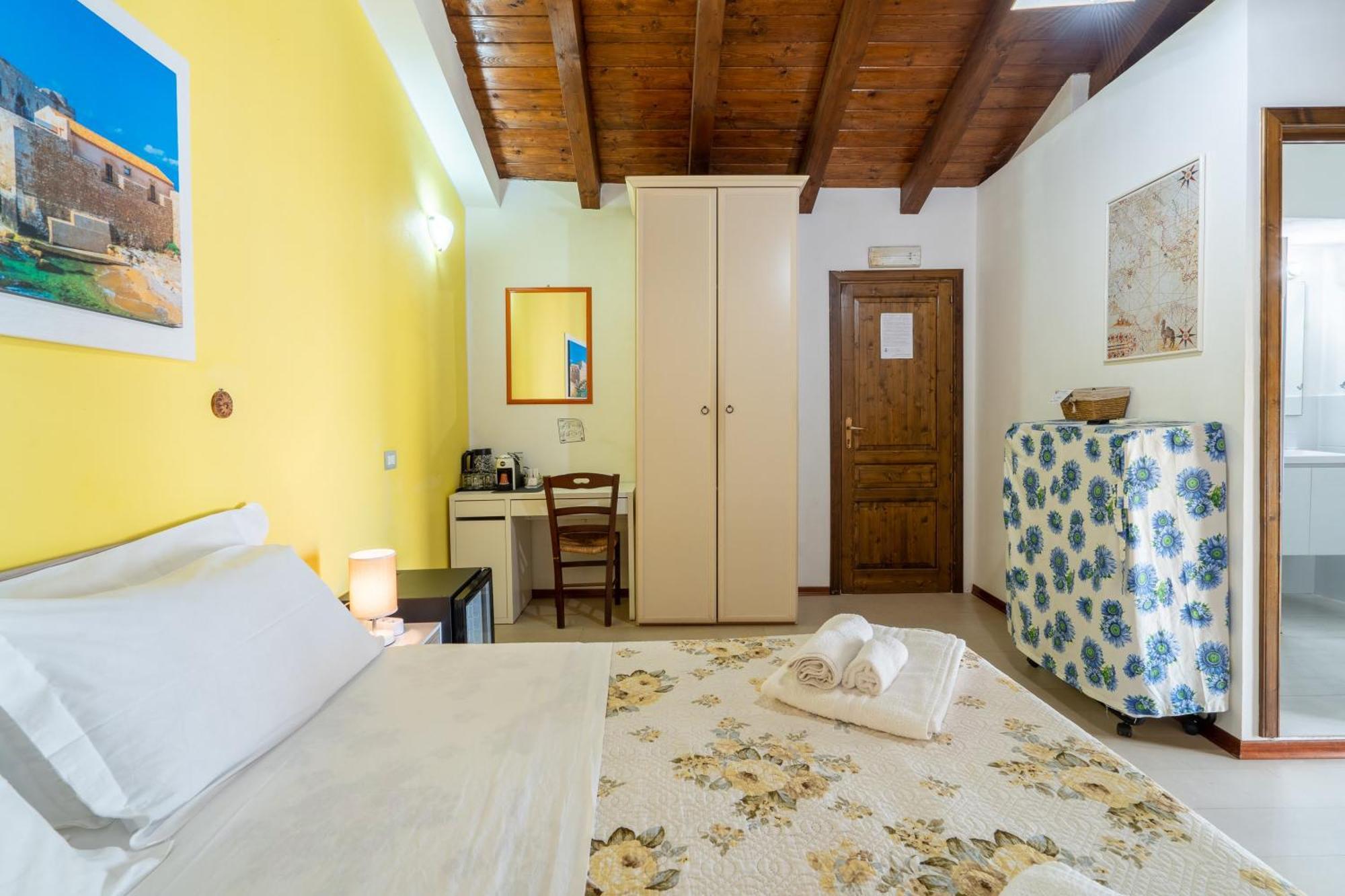 Elsa D'Ortigia - I Tre Archi Otel Siraküza Dış mekan fotoğraf